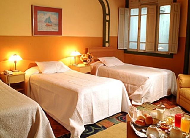 סנטיאגו Hotel Londres 35 חדר תמונה